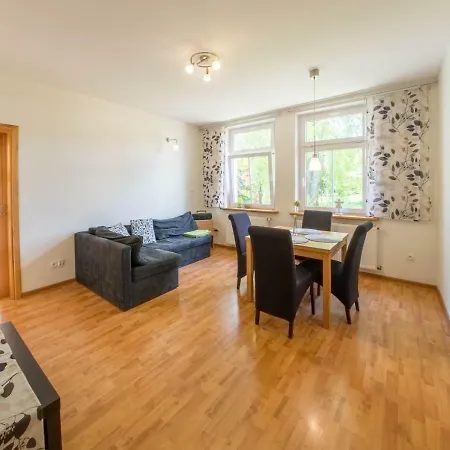 Apartament Zdrojowy Przy Parku Ladek-Zdroj Exterior photo